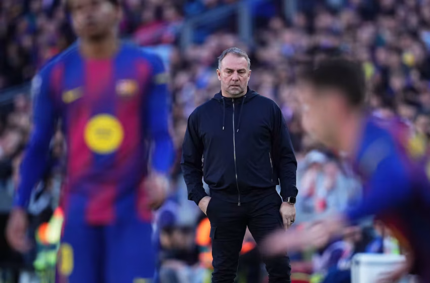  FC Barcelone : Hansi Flick lie son destin à Joan Laporta